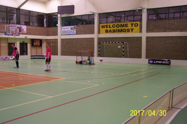 uni 23